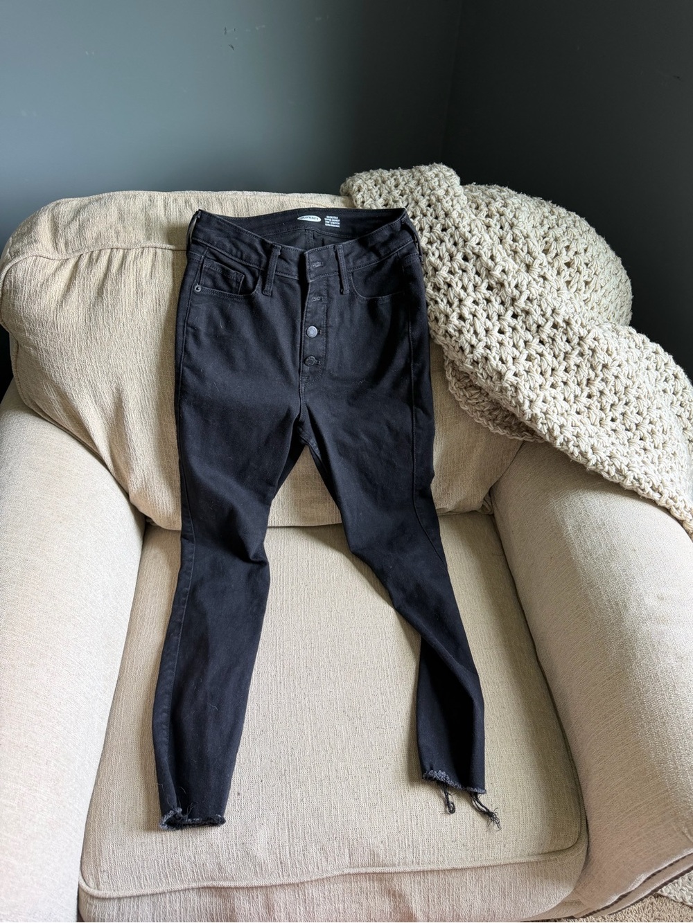 Old Navy Black High-Rise Skinny Jeans with Button Fly